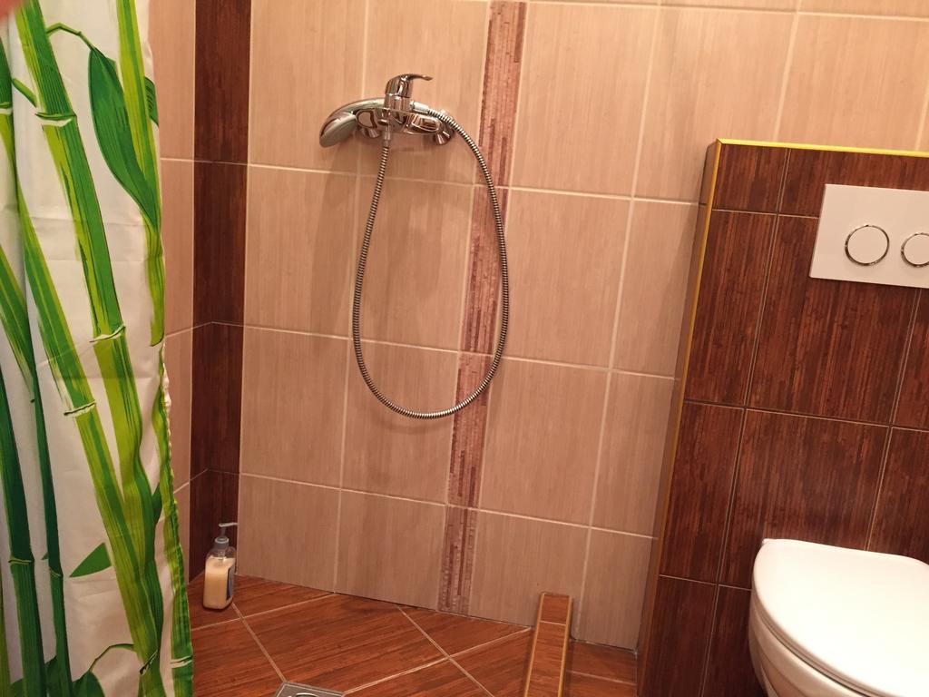 Marxim Apartments Budapeste Quarto foto